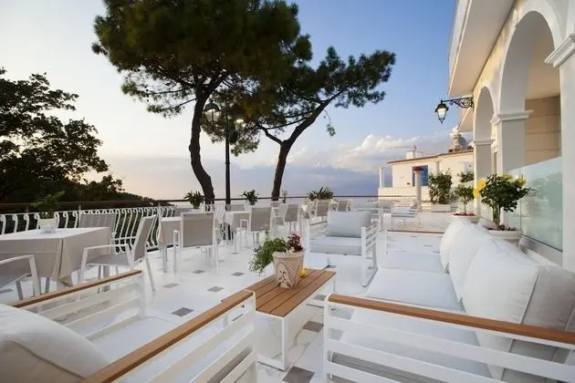 Villa, Sigara İçilebilir