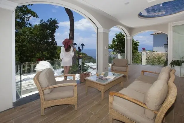 Villa, Sigara İçilebilir