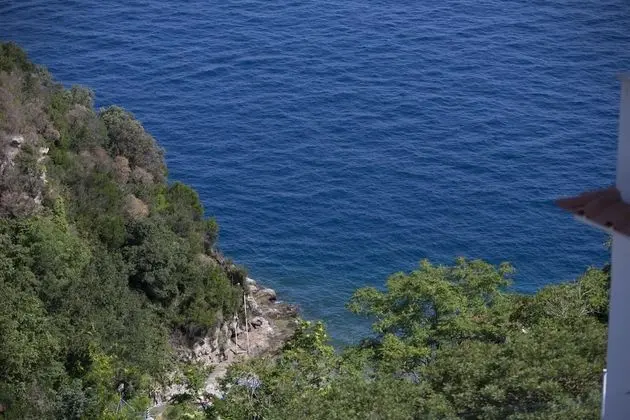 Villa, Sigara İçilebilir