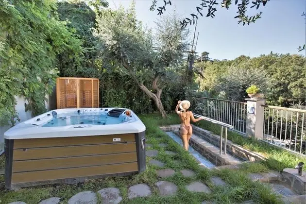 Villa, Sigara İçilebilir