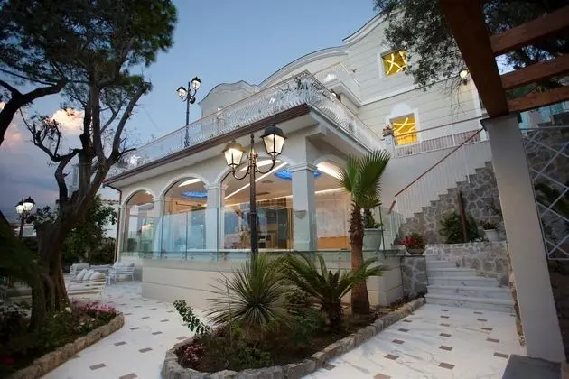 Villa, Sigara İçilebilir