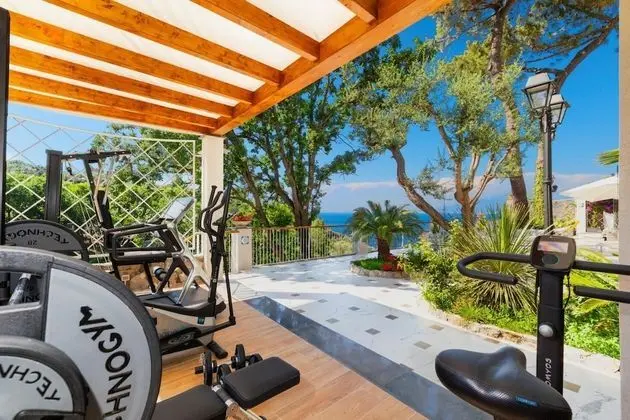 Villa, Sigara İçilebilir