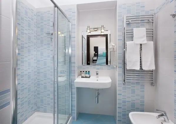 Deluxe Tek Büyük Yataklı Oda, Ek Bina (Corso Italia 176)
