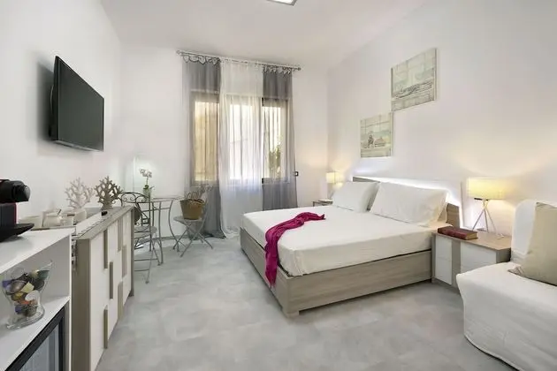 Comfort Üç Kişilik Oda, Küvet, Avlu Manzaralı