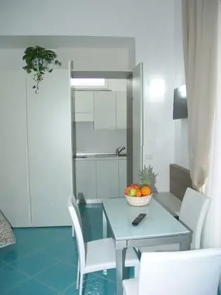 Üç Kişilik Oda