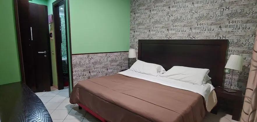 Basic Tek Büyük Yataklı Oda, 1 En Büyük (King) Boy Yatak, Banyolu/Duşlu
