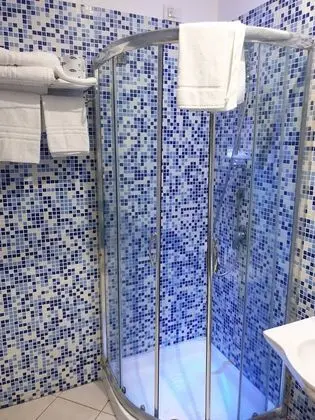 Basic Tek Büyük Yataklı Oda, 1 En Büyük (King) Boy Yatak, Banyolu/Duşlu