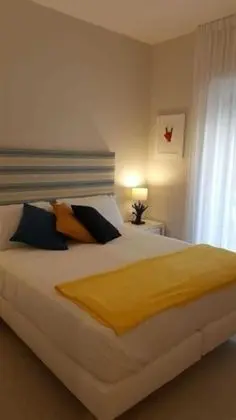 Design Tek Büyük veya İki Ayrı Yataklı Oda, Sigara İçilmez, Balkon (1)