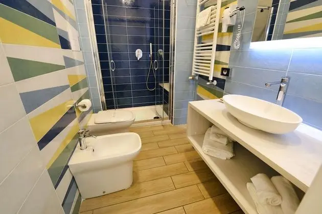 Tek Büyük veya İki Ayrı Yataklı Oda, Balkon