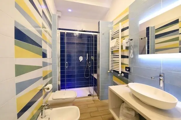 Tek Büyük veya İki Ayrı Yataklı Oda, Balkon