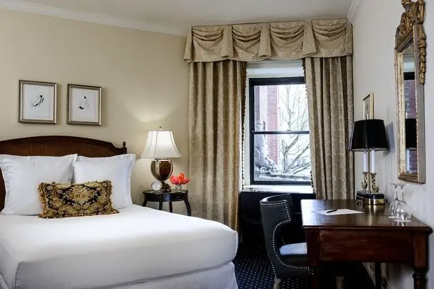 Ravello Studio Suites