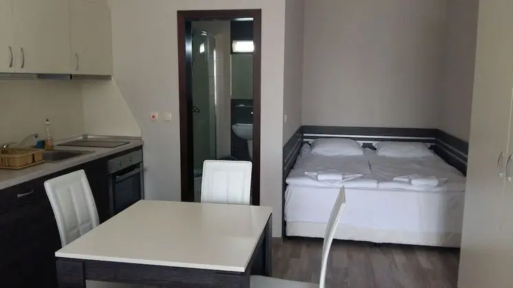 Grand Stüdyo, Balkon