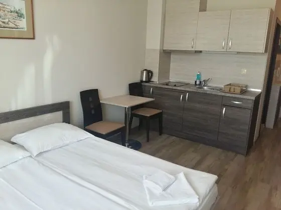 Junior Stüdyo, Balkon, Zemin Kat