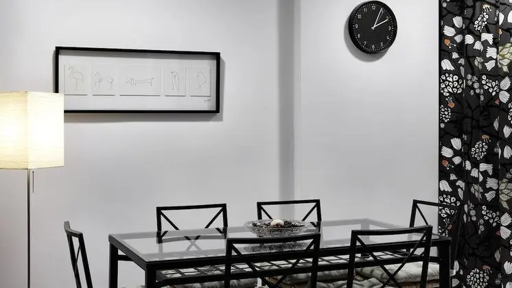 Odada yemek servisi