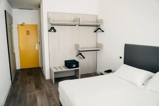 Classic Tek Büyük Yataklı Oda, 1 Çift Kişilik Yatak, Deniz Manzaralı