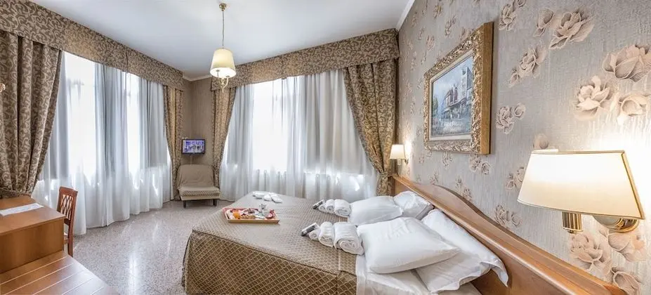 Comfort Büyük Yataklı Tek Kişilik Oda, 1 Yatak Odası, Engellilere Uygun, Sigara İçilmez