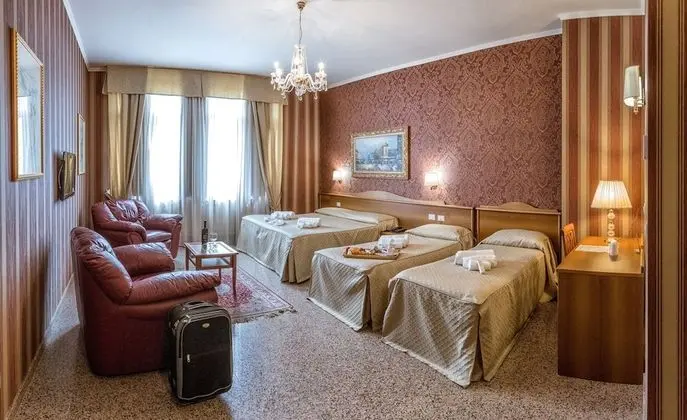 Superior Dört Kişilik Oda, 1 Yatak Odası, Engellilere Uygun, Sigara İçilmez