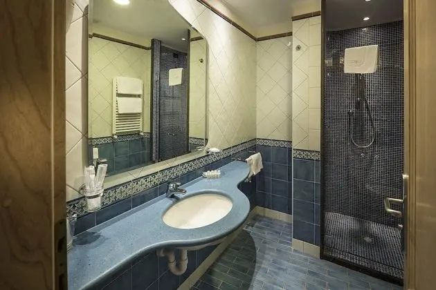 Comfort Tek Büyük Yataklı Oda, Deniz Manzaralı