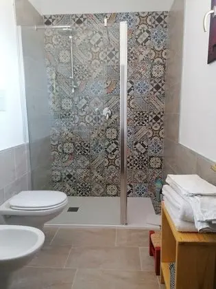 Design Tek Büyük Yataklı Oda