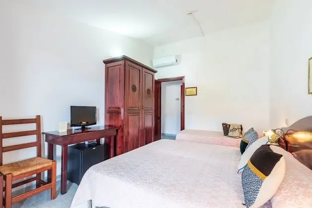 Design Üç Kişilik Oda