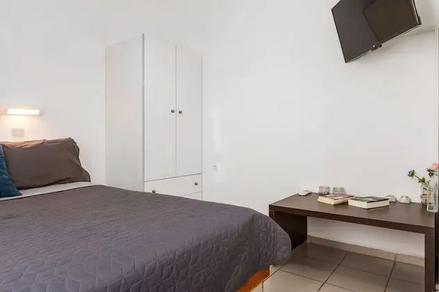 Comfort Tek Büyük Yataklı Oda