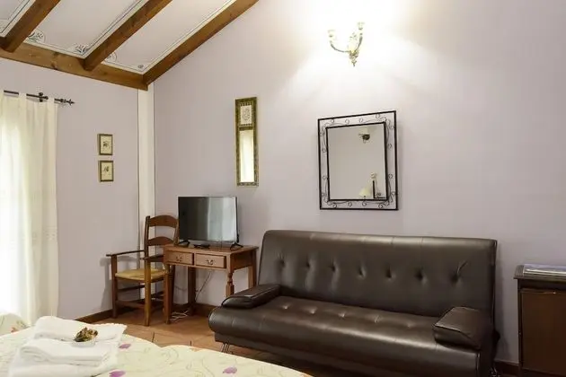 Tek Büyük Yataklı Oda