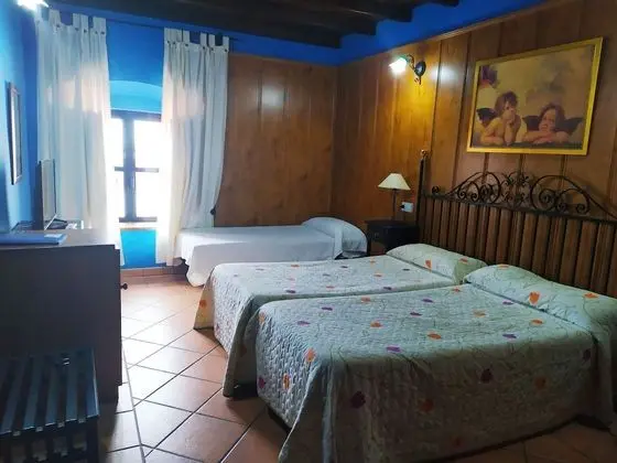 Tek Büyük Yataklı Oda (2 adults + 1 child)