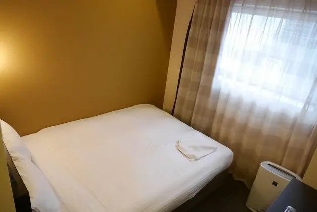 Tek Büyük Yataklı Oda, Sigara İçilmez