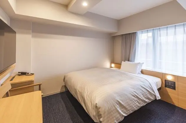 Comfort Tek Büyük Yataklı Oda, Sigara İçilmez (with table)