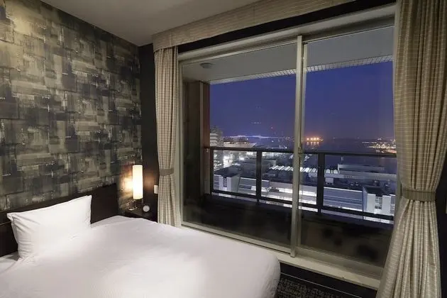 Premium Tek Büyük Yataklı Oda, Sigara İçilebilir (Bayside)