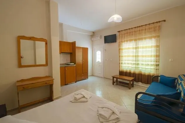 Stüdyo, Deniz Manzaralı, Denize Sıfır