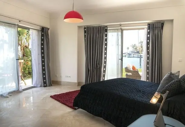 Apart Daire, 3 Yatak Odası, Kişiye Özel Havuzlu, Marina Manzaralı