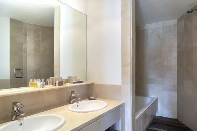 Apart Daire, 3 Yatak Odası, Kişiye Özel Havuzlu, Marina Manzaralı