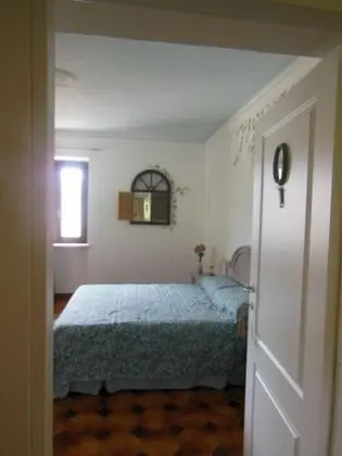 Tek Büyük Yataklı Oda, Ortak Banyo