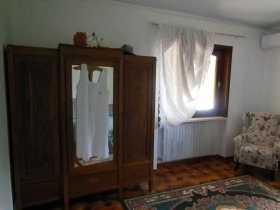 Tek Büyük Yataklı Oda, Ortak Banyo
