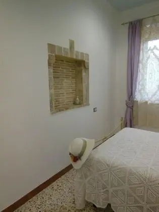 Tek Kişilik Oda, Ortak Banyo