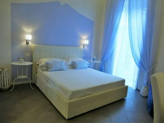 Üç Kişilik Oda (Mare)