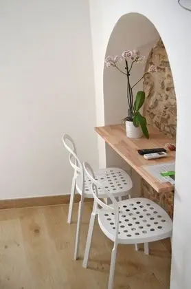 Classic Oda (CITR 011024-AFF-0026)