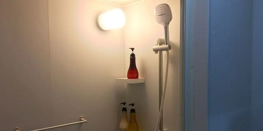 Süit (101 "Kin")