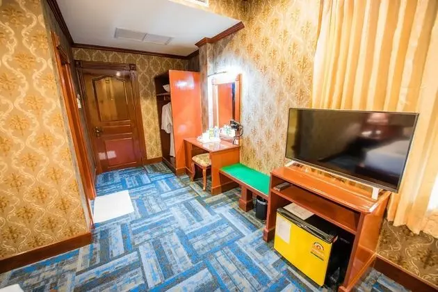 Luxury Tek Büyük Yataklı Oda