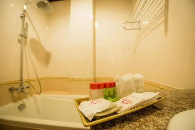 Luxury Tek Büyük Yataklı Oda
