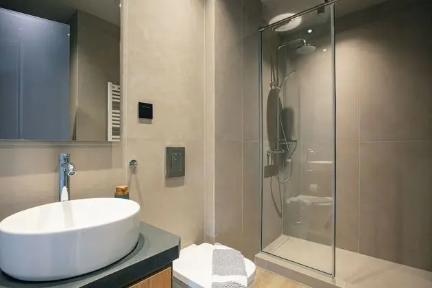 Comfort Tek Büyük veya İki Ayrı Yataklı Oda
