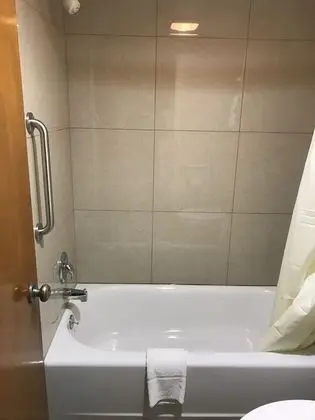 Oda, Birden Çok Yatak, Sigara İçilmez