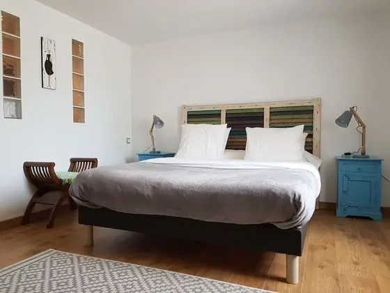 Tek Büyük Yataklı Oda (La Penn ar bed)