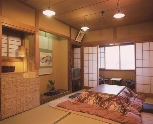 Traditional Oda, Sigara İçilebilir (Japanese Style, SHAKUJOU)