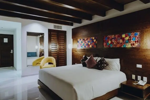 King Suite with Balcony