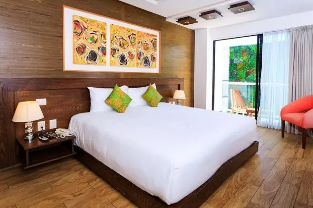 King Suite with Balcony