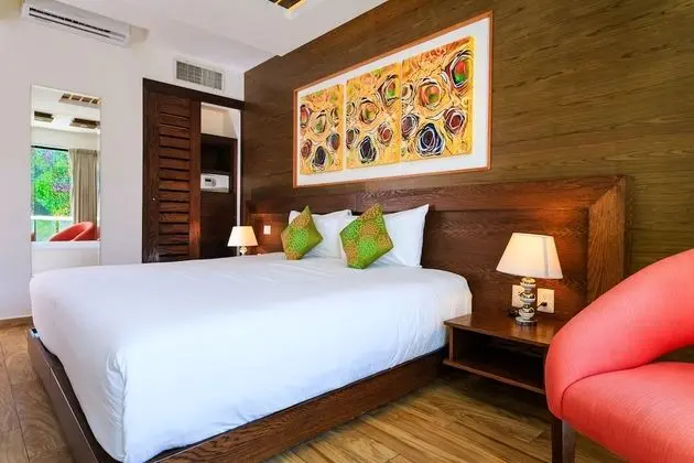 King Suite with Balcony