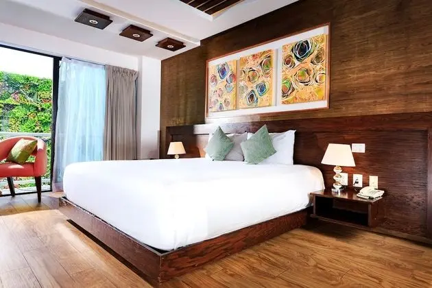 King Suite with Balcony