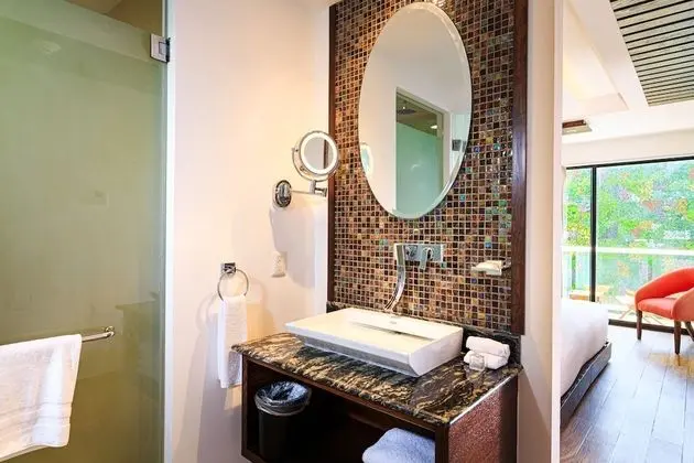 King Suite with Balcony